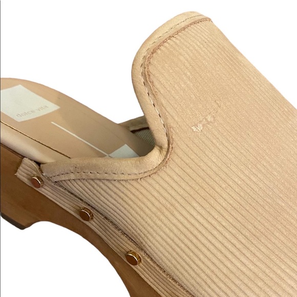 Dolce Vida Clogs - Picture 4 of 5